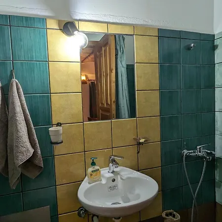 Diminio 3 At Livadi אראחובה